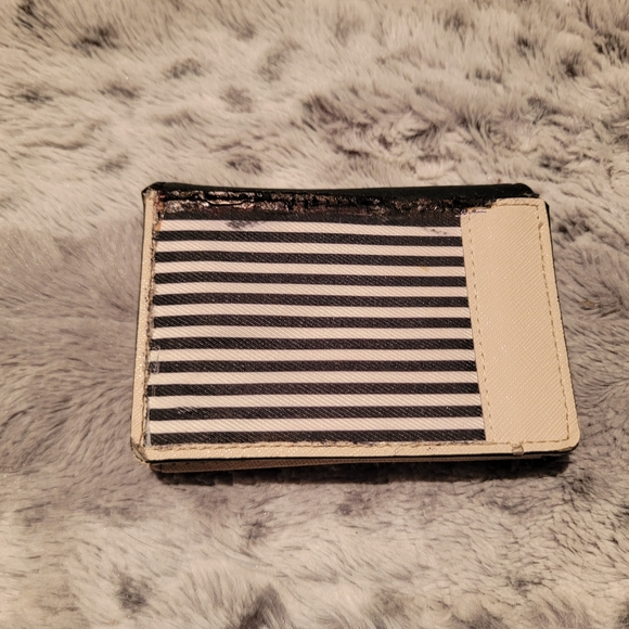 Kate Spade Wallet - Picture 4 of 4